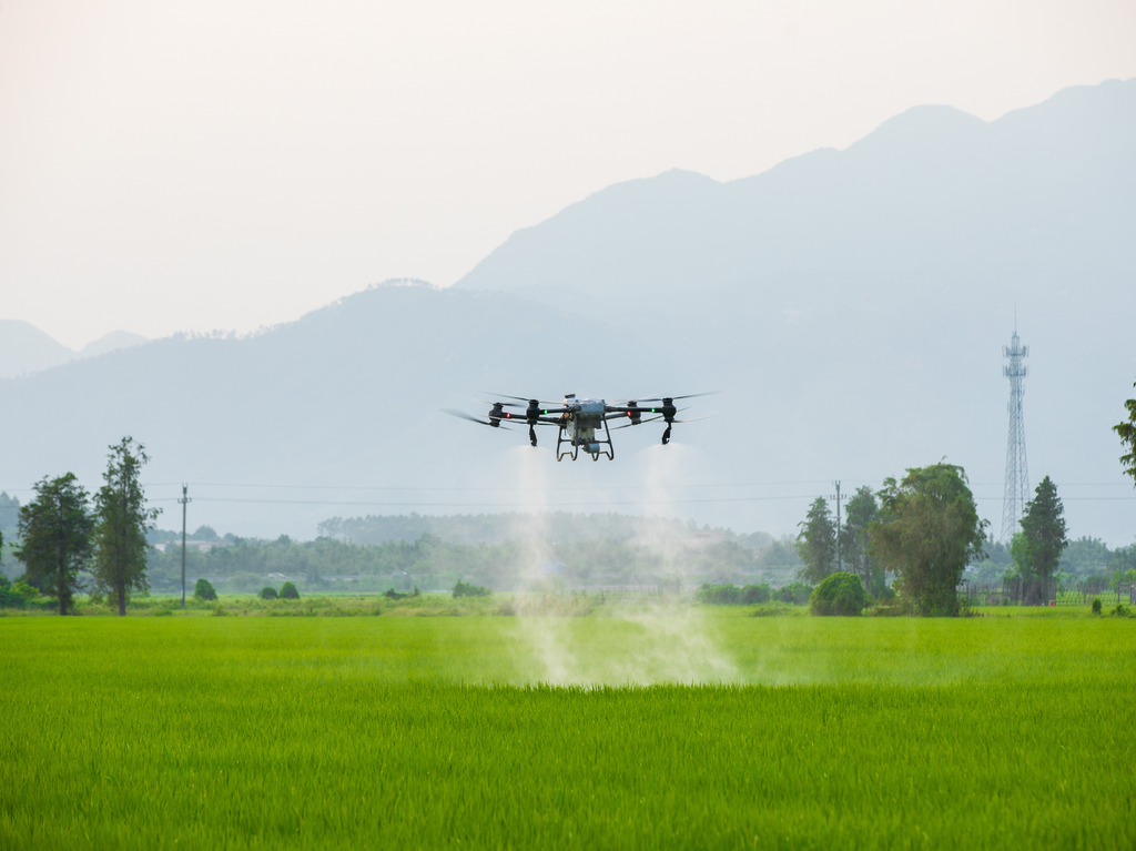 Dual-Atomized Spraying & High-Flow Output